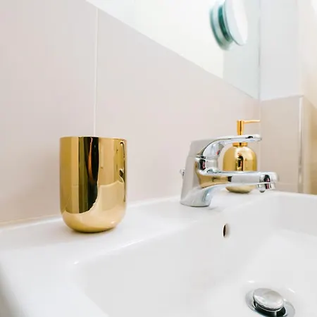 Apartment Feel - Pareto *